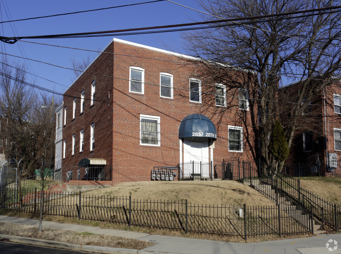 Building Photo - 2857 28th St SE