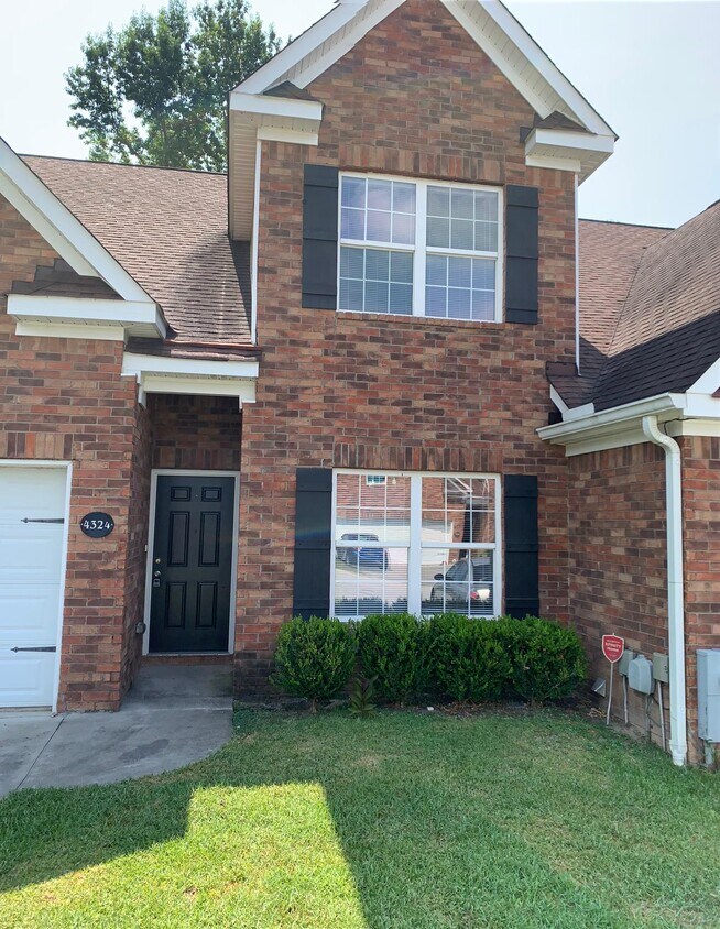 4324 E Barcelona Way, Augusta, GA 30906 Townhome Rentals in Augusta