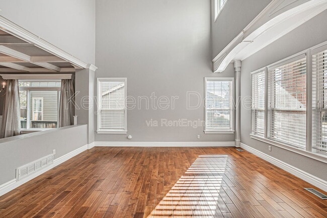 Building Photo - 3753 E Mallard St