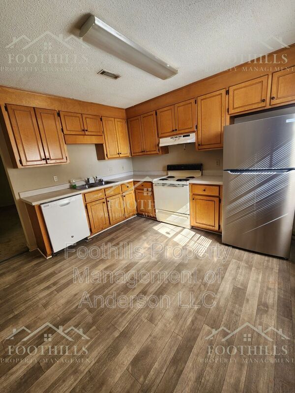 Foto del edificio - 123 Woodland Dr