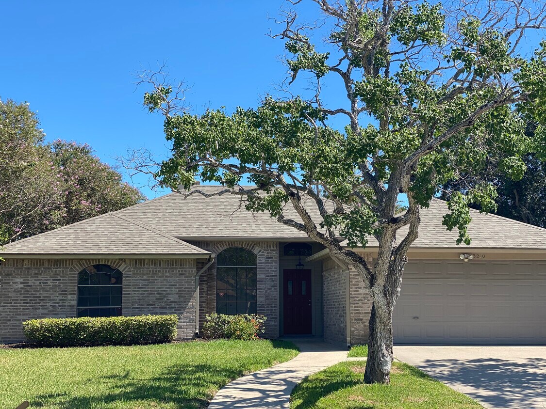 Foto principal - 3210 Hampton St