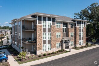 The Knoll at Stone View Apartments photo'