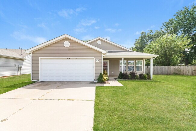Foto del edificio - 5536 Bush Creek Way