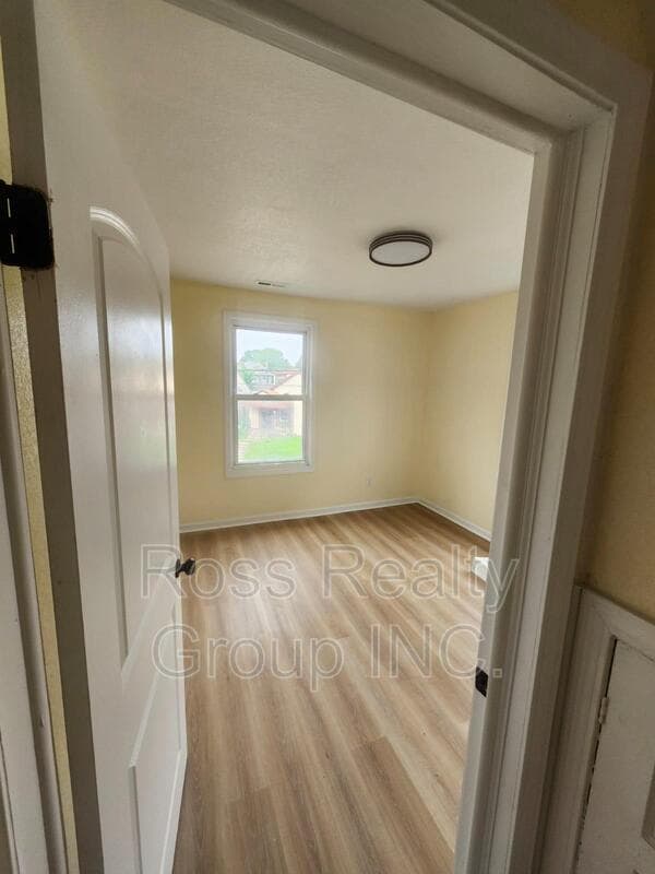 Foto del edificio - 653 Oswald St