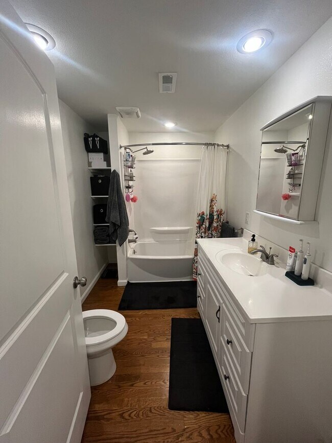 Foto del edificio - Gorgeous private home in Altavista!