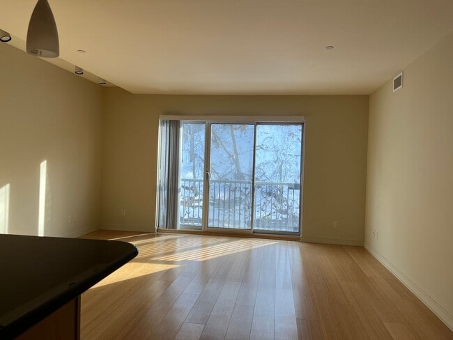 Interior Photo - Gateway Commons