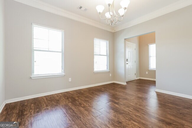 Foto del edificio - 910 Prather Ct SW