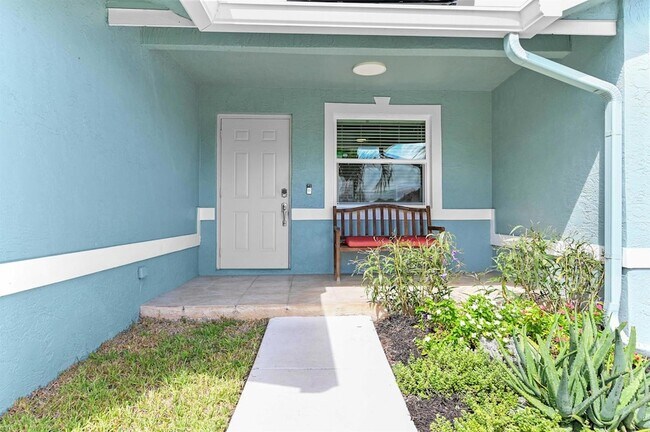 Building Photo - 3581 Kitely Ave
