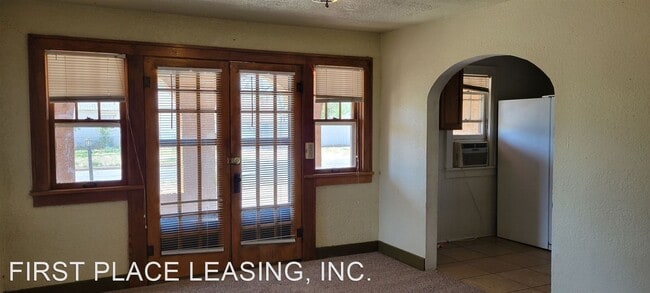 Building Photo - 3 br, 2 bath House - 1000 Connelly St.