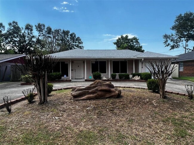 Building Photo - 5710 Meadow Creek Ln
