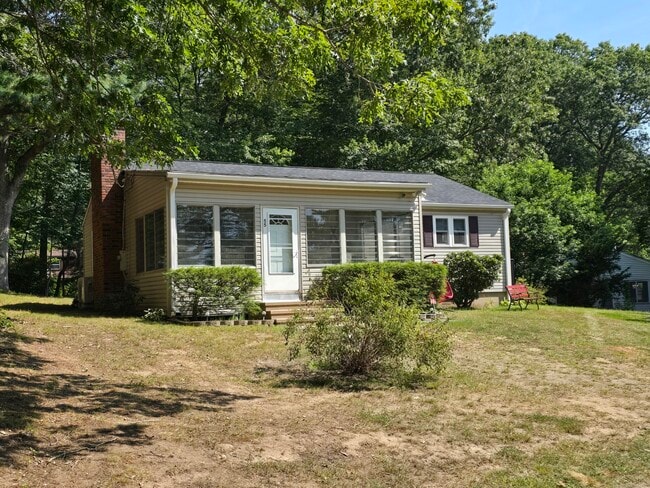 Building Photo - 55 Dogwood Rd