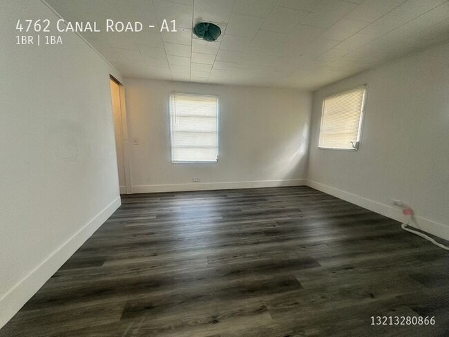 Photo - 4762 Canal Rd Apartment