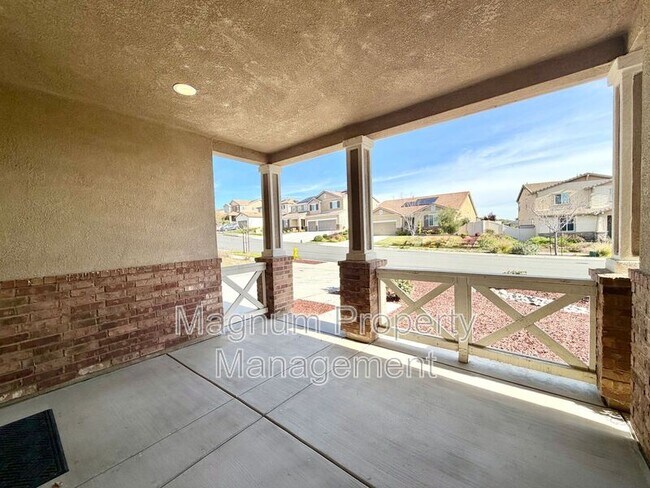 Building Photo - 34124 Thistlewood Ave