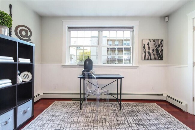 Foto del edificio - **Providence/ Eastside Fox Point - 2 bed 2...