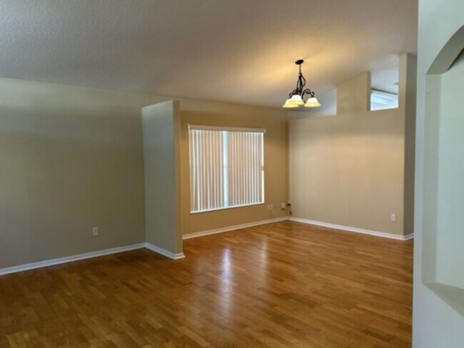 Building Photo - 4/2 Pool Home for Rent $2,600/month, Pool ...