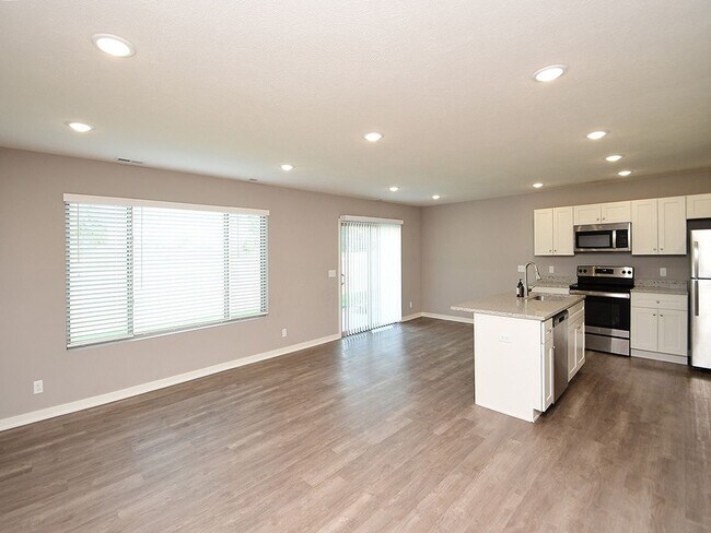 Building Photo - Charming 3-Bedroom Home in Quiet Omaha Nei...