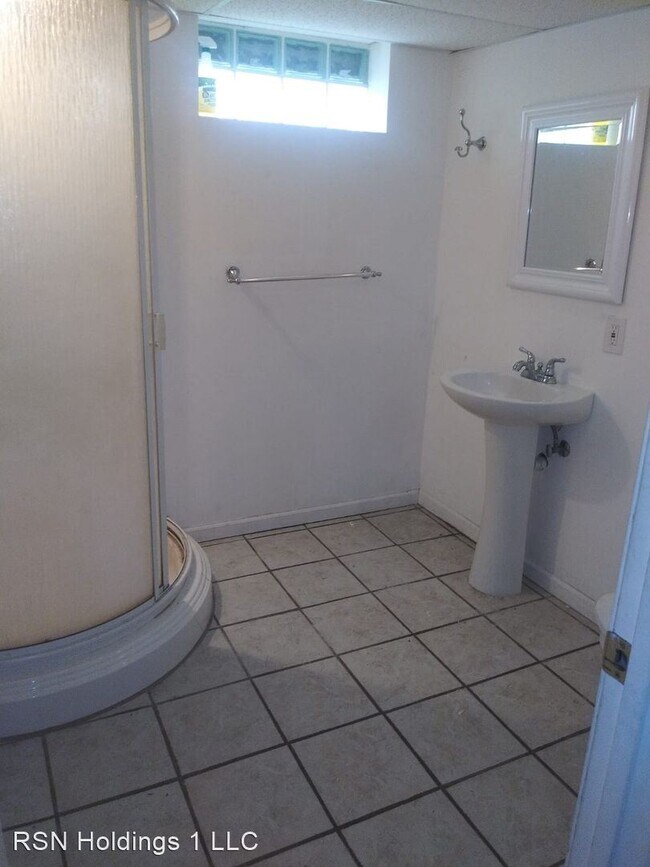 Foto del edificio - 2 br, 1 bath House - 19708 FAIRWAY AVE