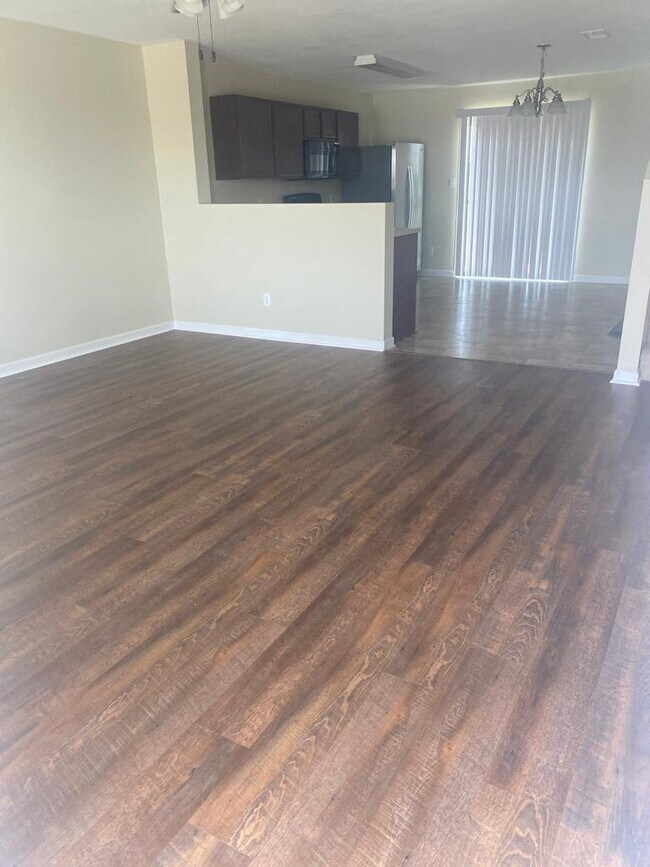 Foto del edificio - 3465 Avalon Lake Dr SW