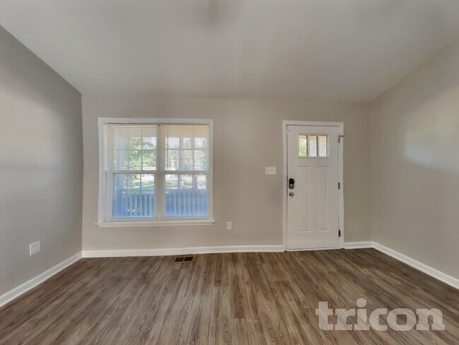 Foto del edificio - 500 Sunray Dr