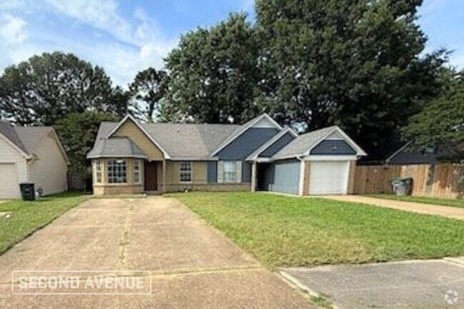 Building Photo - 6922 Hillindale Dr