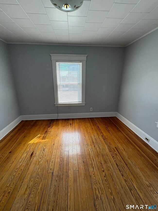 Foto del edificio - 225 Whiting Ln