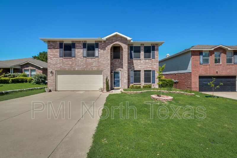 Foto principal - 2512 Brinlee Branch Ln