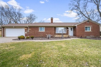 Building Photo - 24955 Lakeland St