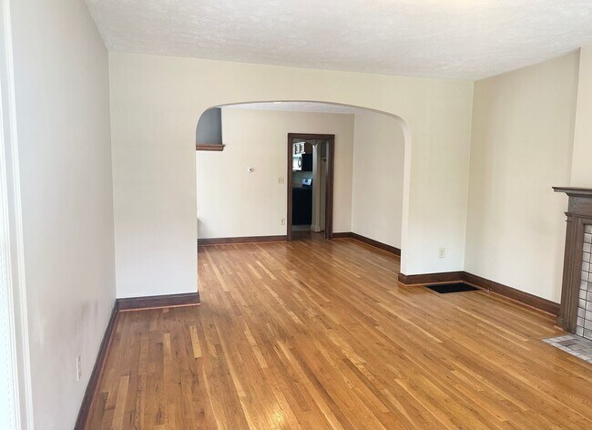 Foto del edificio - 134 W Weber Rd