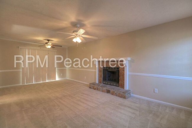 Building Photo - 2871 Eastland Way