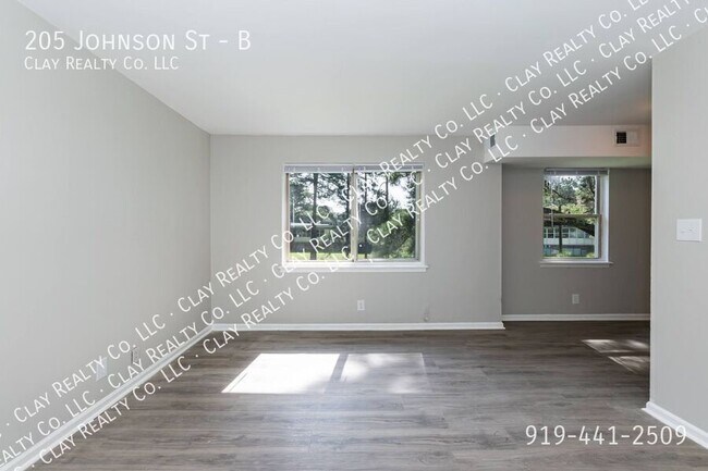 Building Photo - 205 Johnson St