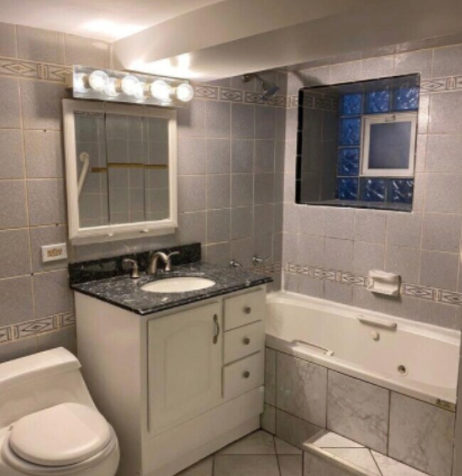 Foto del edificio - 3214 S Union Ave