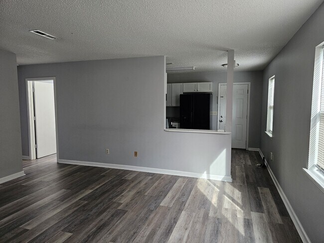 Foto del edificio - 932 12th St E