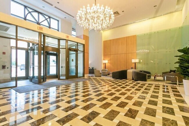Foto del edificio - 175 Huguenot St