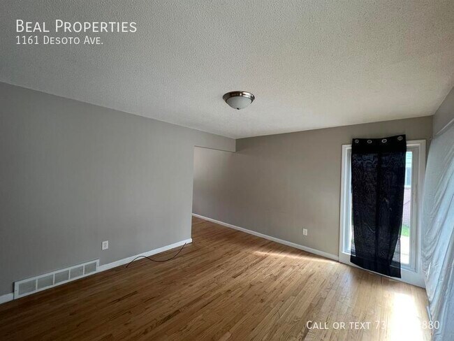 Foto del edificio - 1161 Desoto Ave