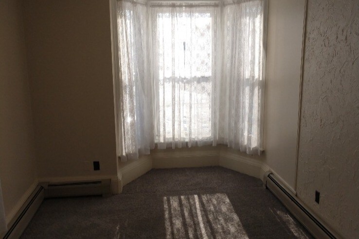 Primary Photo - 3 Newhall St