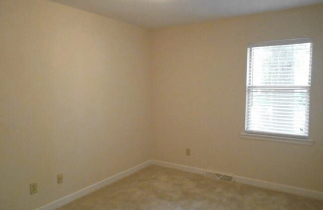 Bedroom 3 - 1105 Rutledge Ave