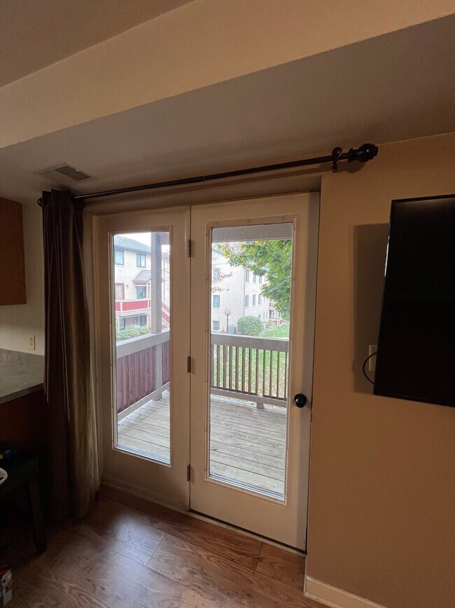 Foto del edificio - 4306 Eastview Ln
