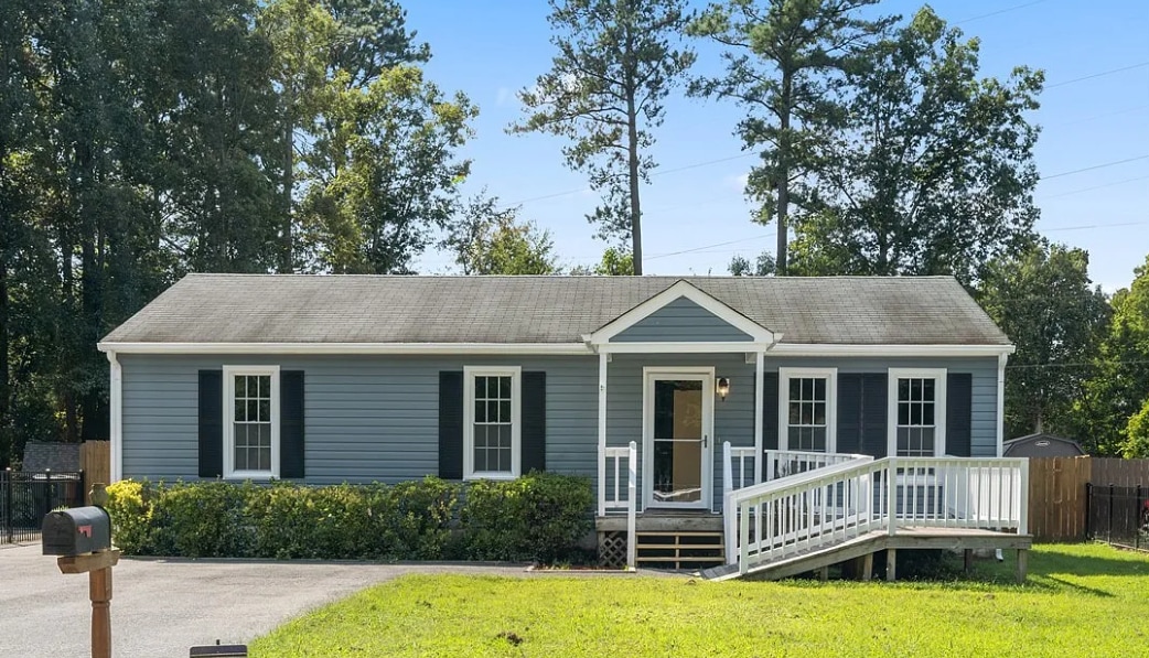 Primary Photo - 4317 Laurel Oak Rd