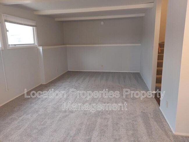 Foto del edificio - 3039 W 7th St