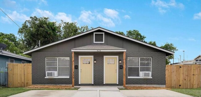 Photo - 428 Agnes Dr Apartment