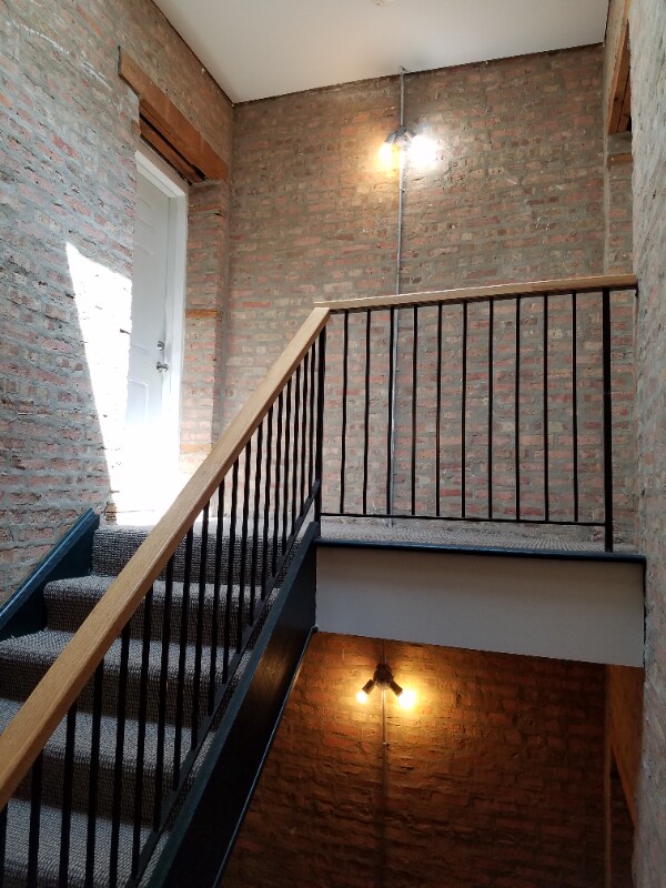 Foto del edificio - 1323 E Marquette Rd