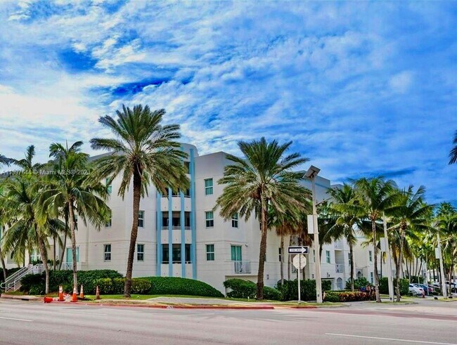Foto del edificio - 9172 Collins Ave