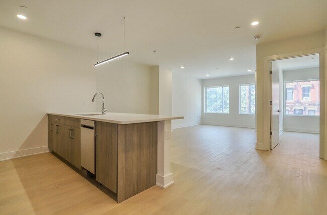 Foto del edificio - 303 Madison St