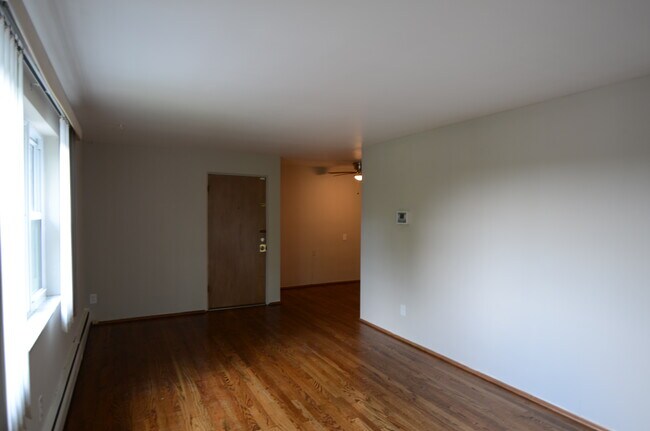 Foto del edificio - 4216 Settle St