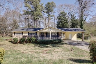 Building Photo - 2585 Walton Way SW