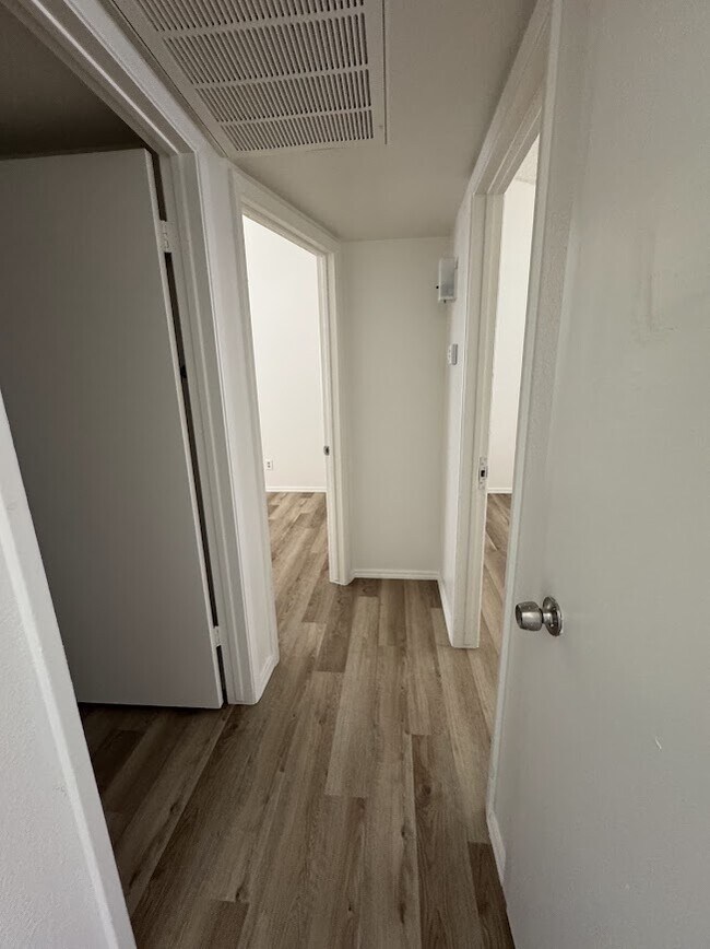 Foto del edificio - Glendale 2br Townhome - Just remodled!