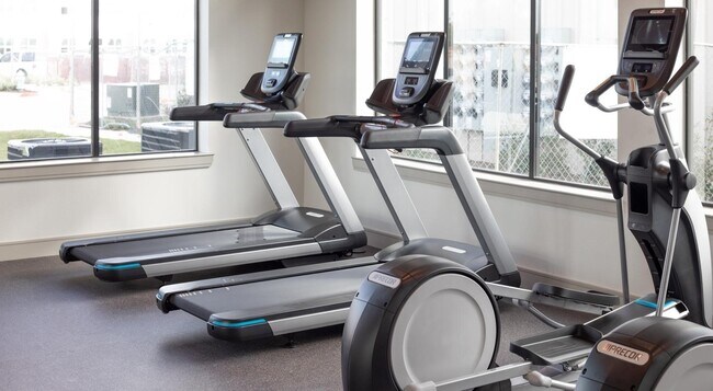 Foto del edificio - 12111 S Main St