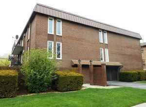Primary Photo - 10408 Menard Ave