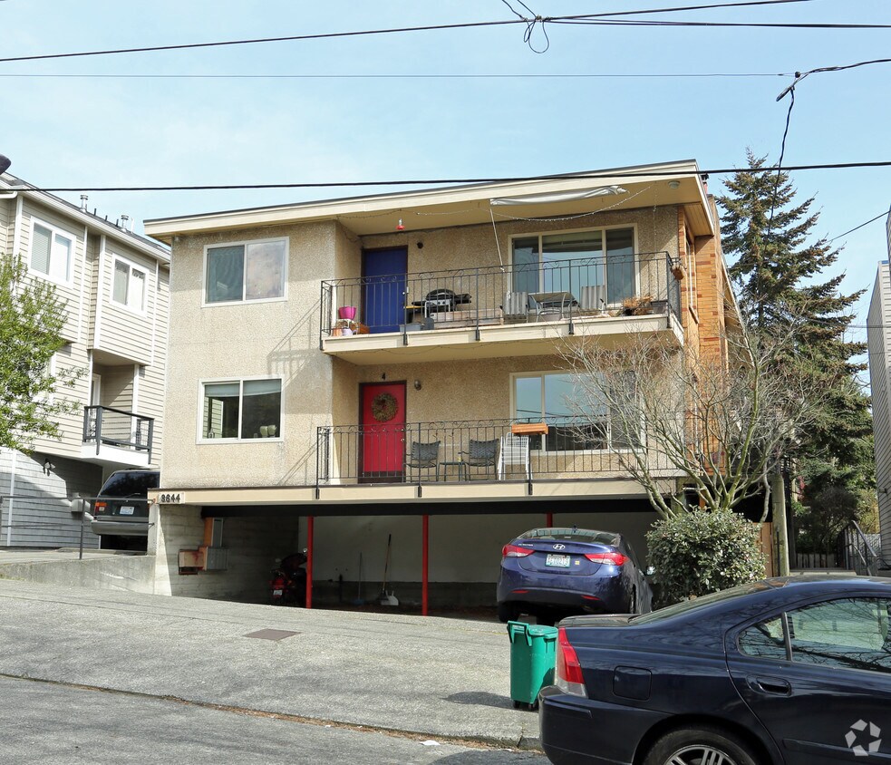 Building Photo - 3644 Francis Ave N