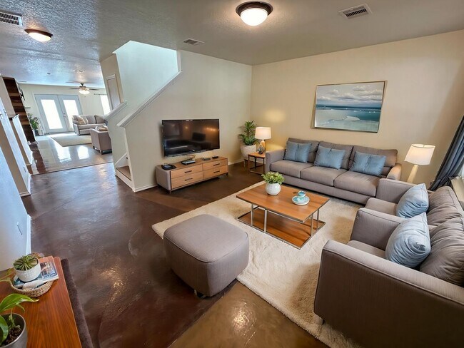 Foto del edificio - **APPLICATION RECEIVED** **MOVE IN SPECIAL...